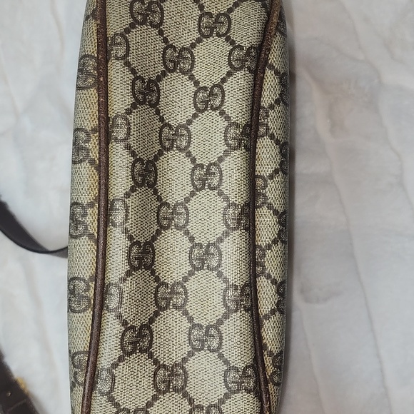 Vintage Gucci Sherry Line Crossbody - Picture 10 of 10